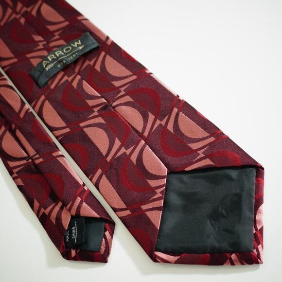 Arrow Red Abstract Geometric Woven Silk Tie - Picture 6 of 7